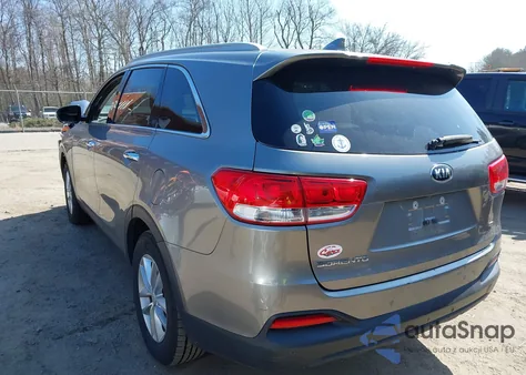 2017 Kia Sorento 2.4L Lx z USA, uszkodzony, nr VIN 5XYPGDA36HG267353